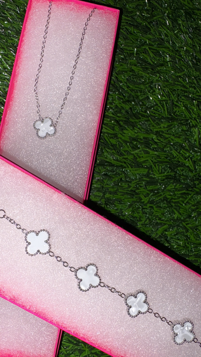 Clover Bracelet